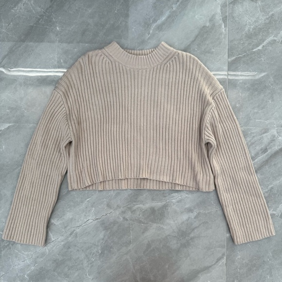 Women’s H&M Long Sleeve Ribbed Knit Crew Neck Sweater Cotton Blend Size Medium - Picture 2 of 15